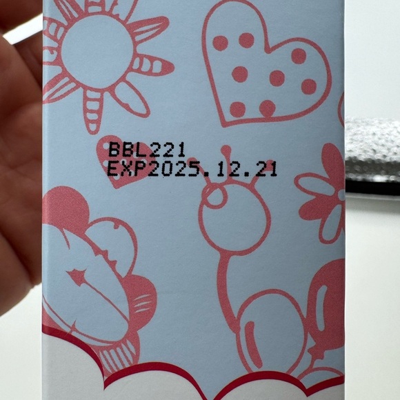 3 Pack Esfolio Vitamin  C, Hydraulic Acid With Peach, Collagen Foaming Cleansers - Picture 7 of 10